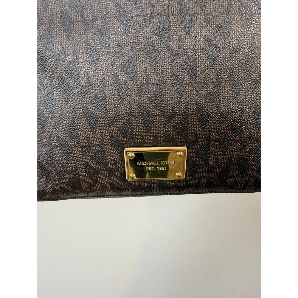 Michael‎ Kors Signature Brown Crossbody Bag Gold Hardware PVC Medium Jet Set